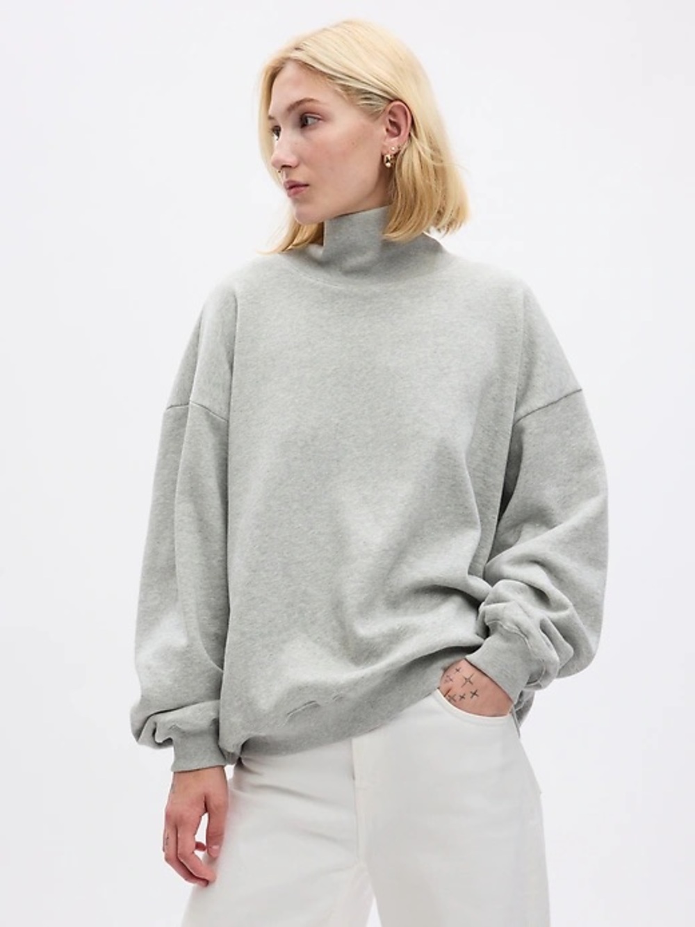 GAP turtleneck sweater in grey
